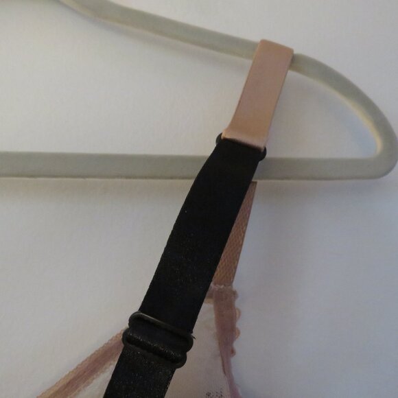 Prima Donna Black and Tan Floral Lace Bra - Picture 11 of 13